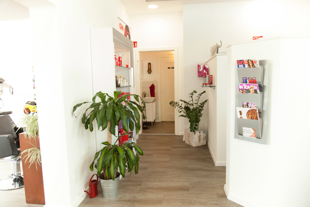 Haarpflege Produkte im Friseursalon Augsburg-Haunstetten
